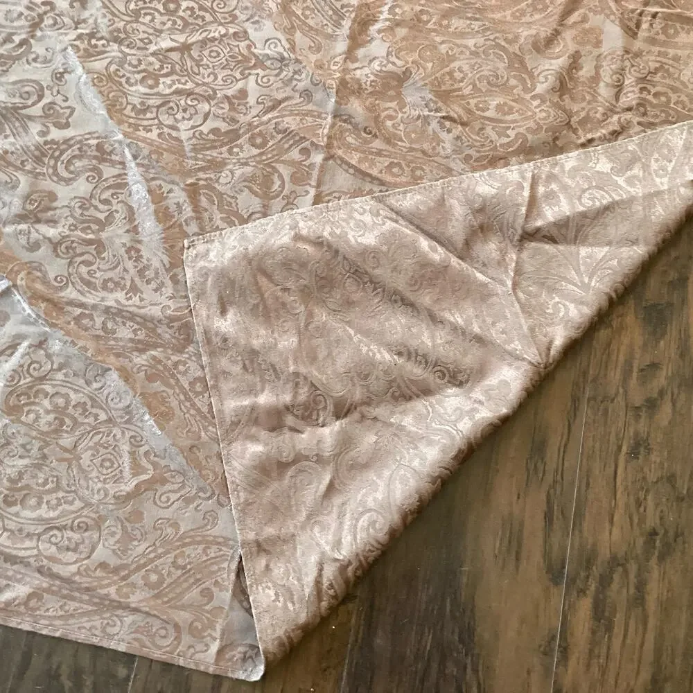 Ghost Print Tablecloth